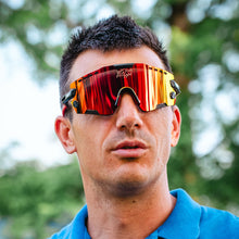 Lade das Bild in den Galerie-Viewer, Filippi Aliante Sonnenbrille – mit weißem Rahmen