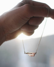 Lade das Bild in den Galerie-Viewer, Ruderhalskette - Paddelfeder | Strokeside-Designs