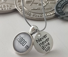 Lade das Bild in den Galerie-Viewer, Evezős nyaklánc - 2000 m