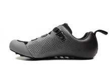 Kép betöltése a galériamegjelenítőbe: Evezős cipő U1 | Against Rowing