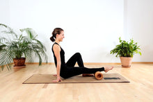 Lade das Bild in den Galerie-Viewer, rollholz - parafa szőnyeg