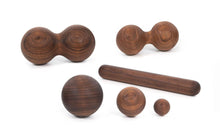 Lade das Bild in den Galerie-Viewer, Kis masszázs henger szett - diófa | rollholz