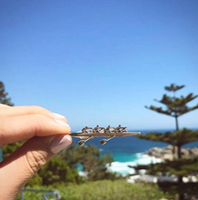 Kép betöltése a galériamegjelenítőbe: Evezős nyakkendőtű - Négyes | Strokeside Designs