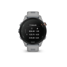 Kép betöltése a galériamegjelenítőbe: Garmin | Forerunner 255S Púderszürke
